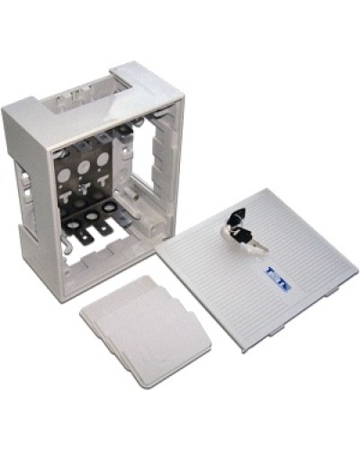 Коробка распределительная на 3 плинта TWT-DB10-3P в Калининграде Боксы для автоматов Pintop.ru