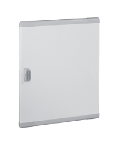 Дверь металлическая Legrand 020277 в Калининграде Аксессуары для стоек и шкафов Pintop.ru