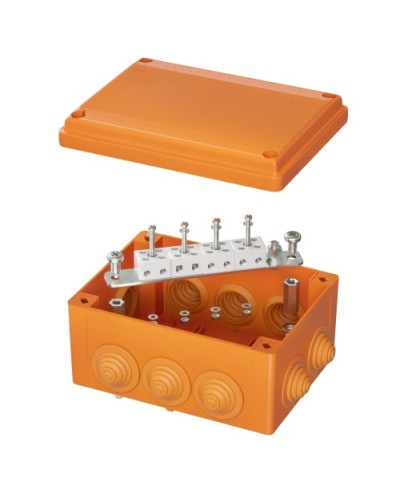 Коробка пластиковая FS с кабельными вводами иклеммниками,IP55,150х110х70мм, 8р, 450V,6A,4мм.кв DKC (FSB21804) в Калининграде Распределительные коробки Pintop.ru