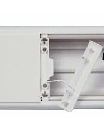 Накладка на стык крышек шириной 180 мм LEGRAND 010806 в Калининграде Аксессуары для кабель-канала Pintop.ru