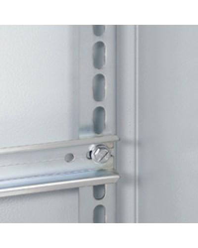 Стойки профил. 400 Legrand 036151 в Калининграде Аксессуары для стоек и шкафов Pintop.ru