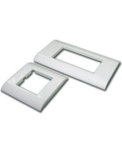 Накладка пластиковая TWT-FR45x90 в Калининграде Аксессуары для стоек и шкафов Pintop.ru